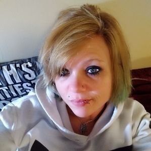 Meet your Posher, Carrie